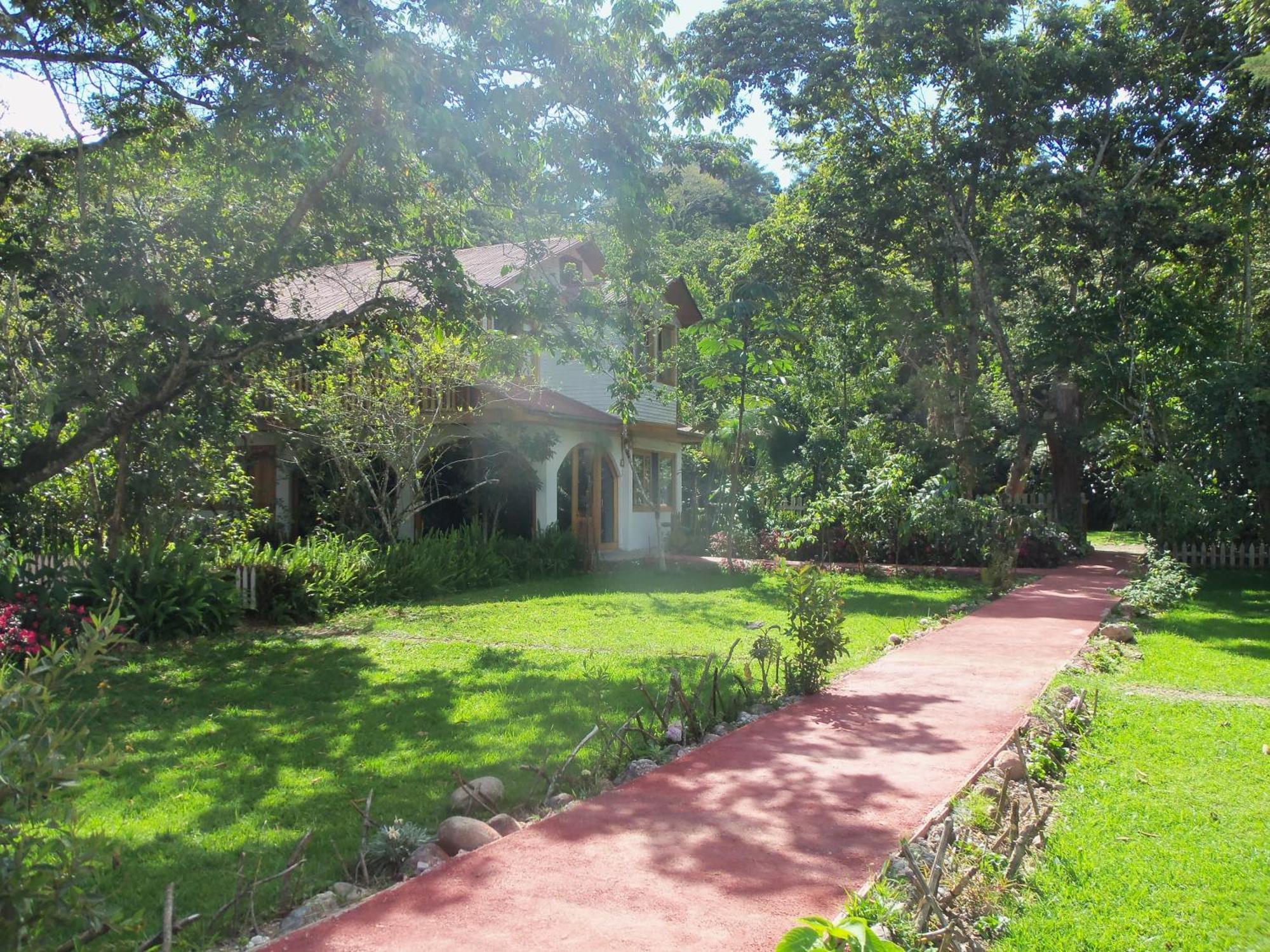 Refugio De Orquideas Villa Оксапампа Екстериор снимка